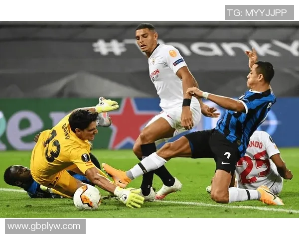 塞维利亚新援哈兰德火力全开，三场比赛轰进五球，助力球队再创辉煌