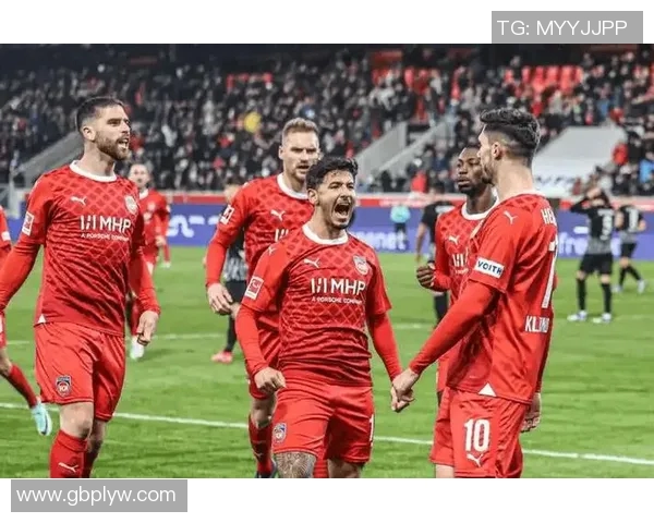 纽伦堡陷入险境，因萨拉赫失利，德甲保级前景堪忧